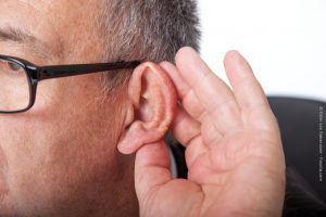 Zuhören hilft Missverständnisse zu verhindern und ermöglicht Entwicklung